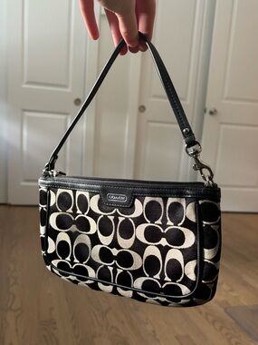 Vintage Coach Demi Bag - Black & Cream Jacquard
